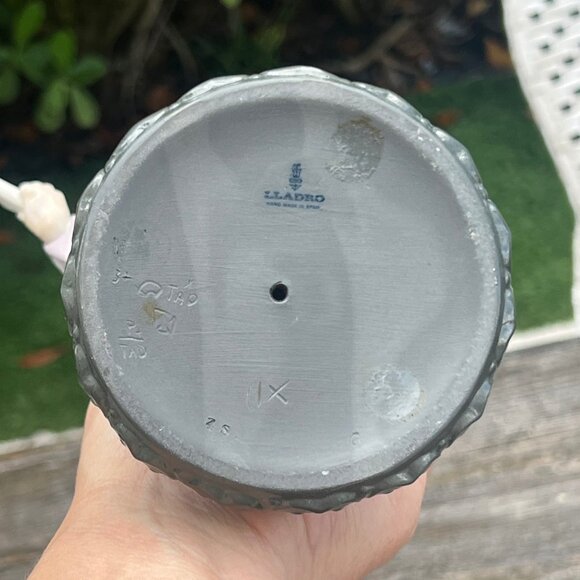 LLADRO PORCELAIN FIGURINE # 4991 "Madame Butterfly" Geisha Girl w/ 2 Fans - Picture 8 of 8